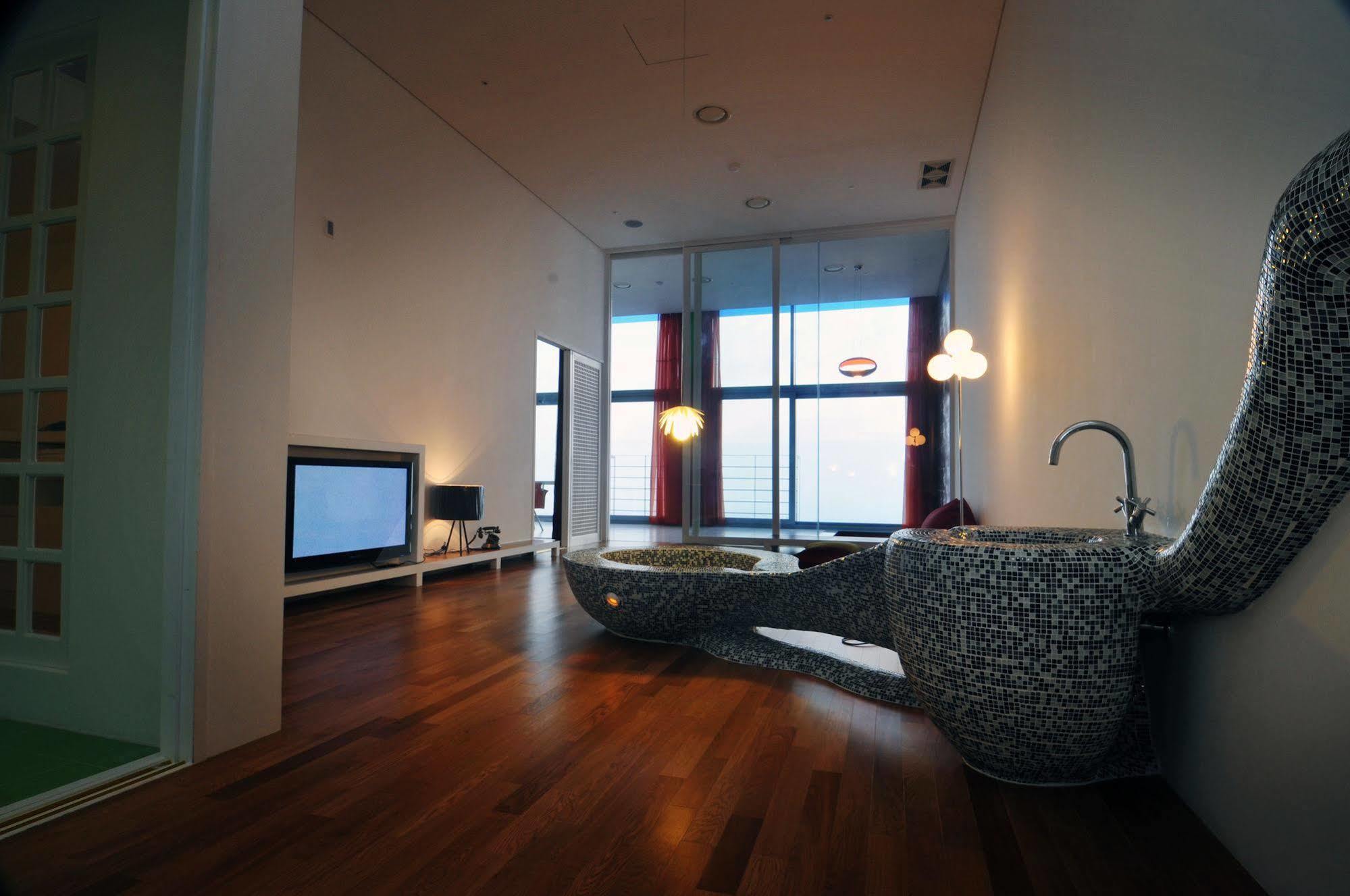 Haslla Art World Museum Hotel Gangneung Exteriör bild