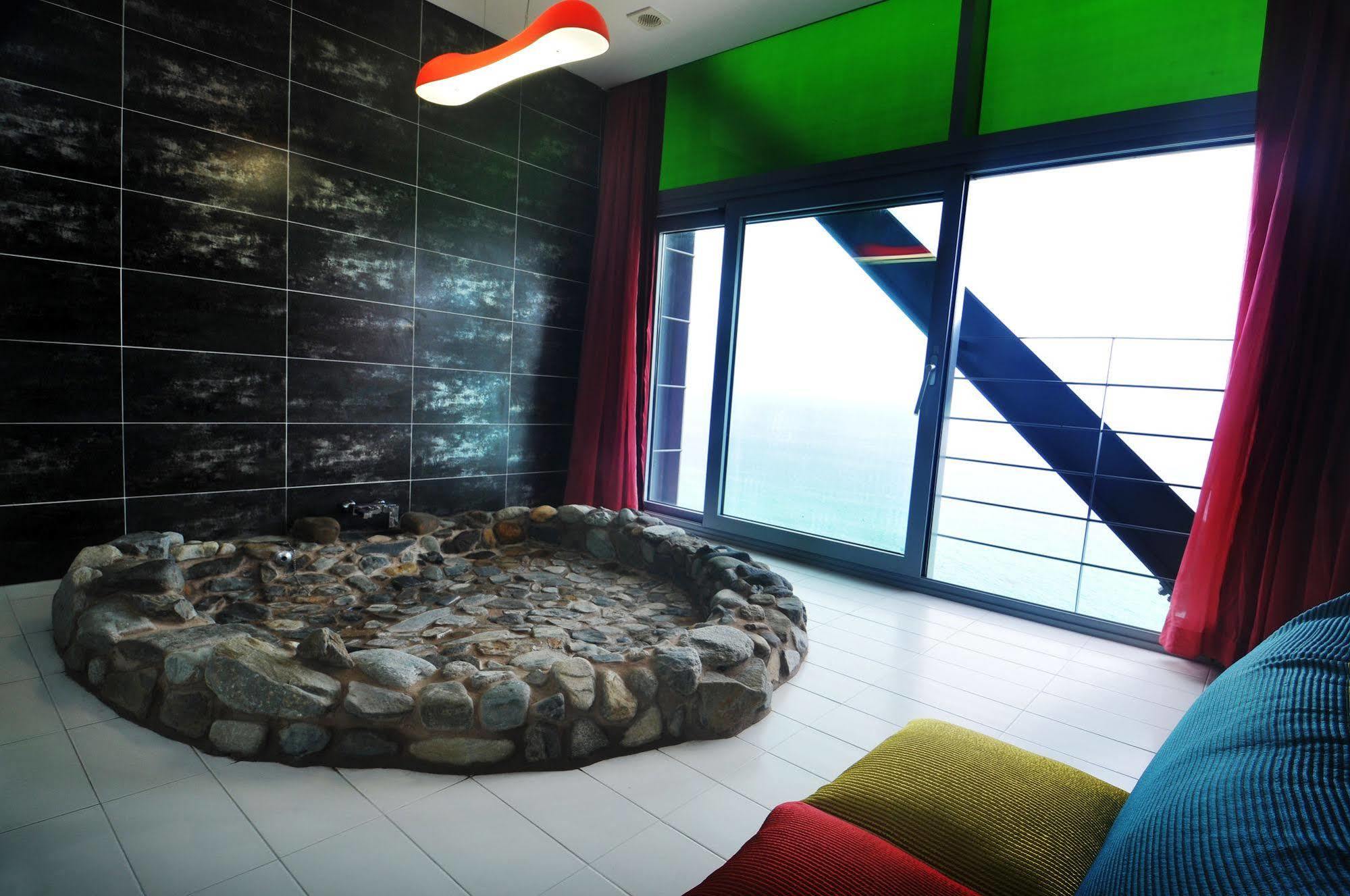 Haslla Art World Museum Hotel Gangneung Exteriör bild